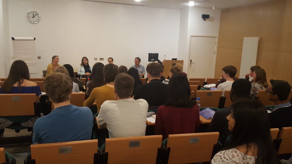OxfordPathways's tweet photo. Followed by an opportunity to meet a panel of admissions tutors. #OxPathways https://t.co/0Vl10GP6kS