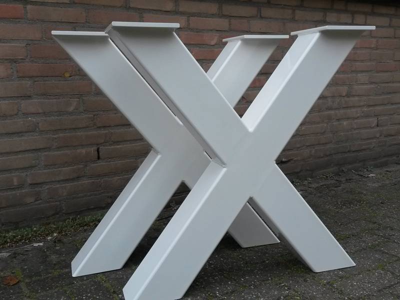 SteigerLUXE's tweet photo. Deze advertentie mag je niet missen Eettafel met #industrieletafelpoten wit #kruispoot #eettafel #industrieletafels
https://t.co/okvIGSHx6n https://t.co/wA8jnw53gj