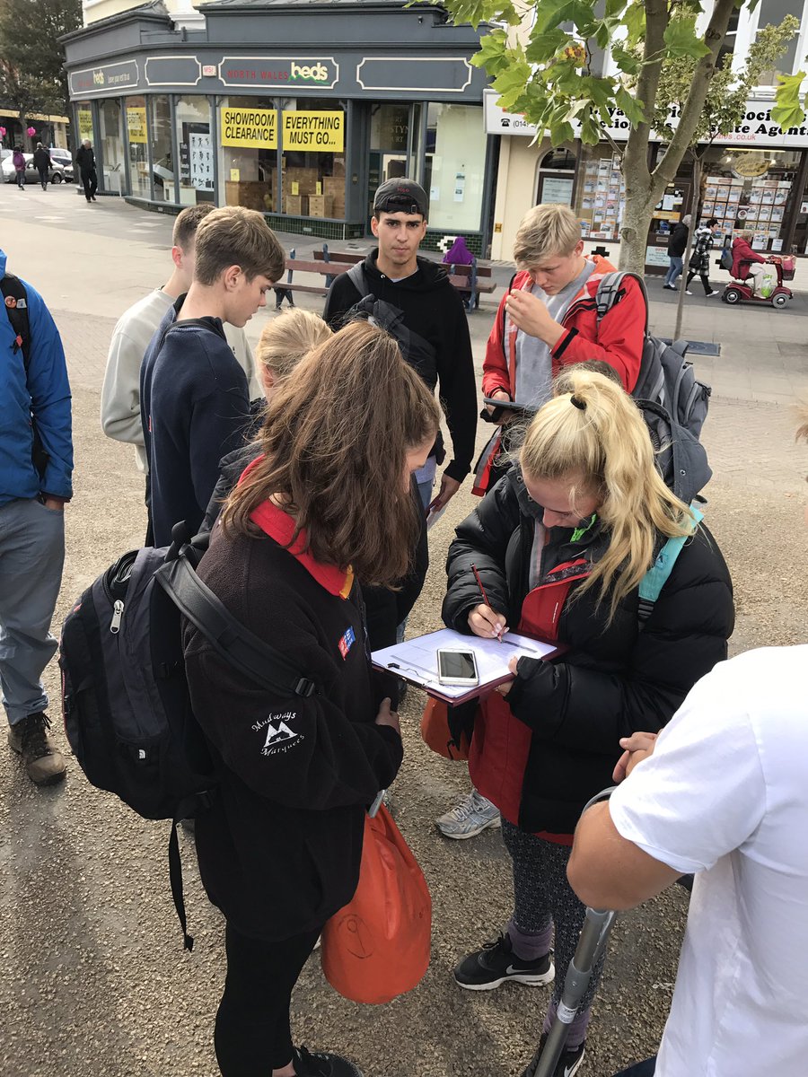 #saturdayafternoon #fieldwork in a different location. <a href="/DeanCloseSchool/">Dean Close School</a> @Visit_Llandudno #☀️