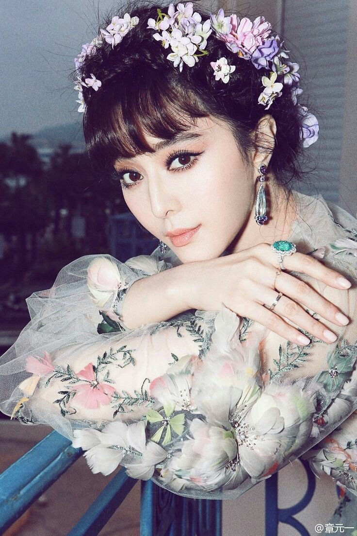 ALSO, happy birthday to everyone\s goddess fan bingbing   