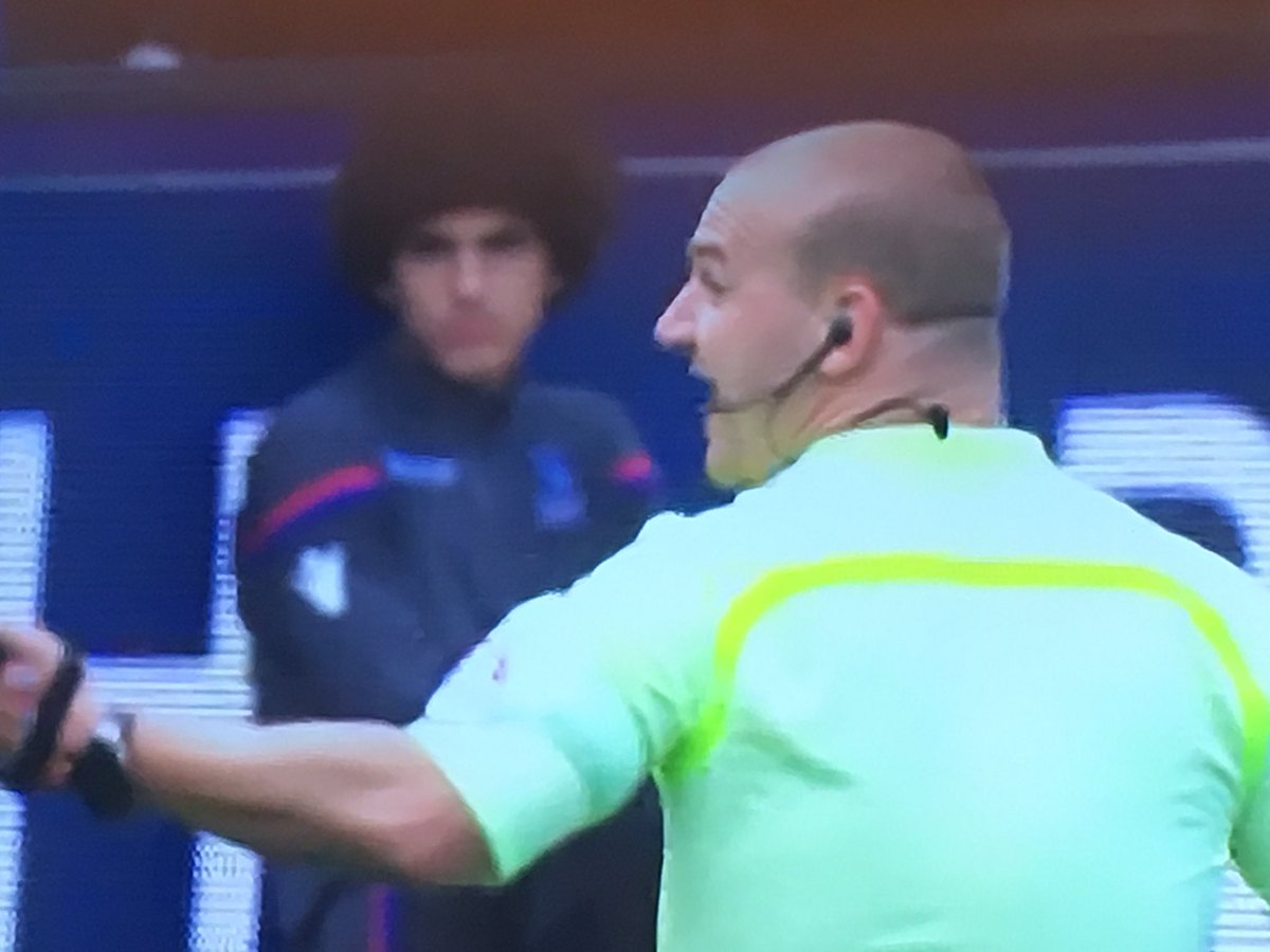 DannyMinta's tweet photo. Jose Mourinho has loaned @Fellaini to @CPFC for the weekend, they were short on ball boys😂⚽️🤣 https://t.co/EZarA34rbF