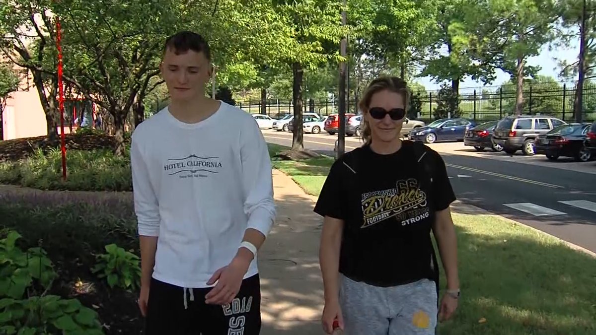 kmbc's tweet image. Teen battling brain tumor gets to be college football coach dlvr.it/PnPqXL