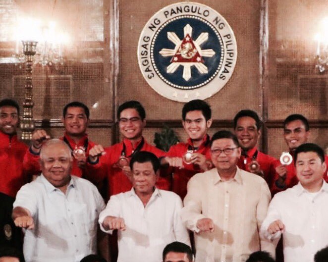 _GabMORENO's tweet photo. What an opportunity for all SEA Games medalist to be acknowledged by President Rodrigo Duterte himself! #ParaSaPilipinas #Philippines https://t.co/XVxJ8uVGxe