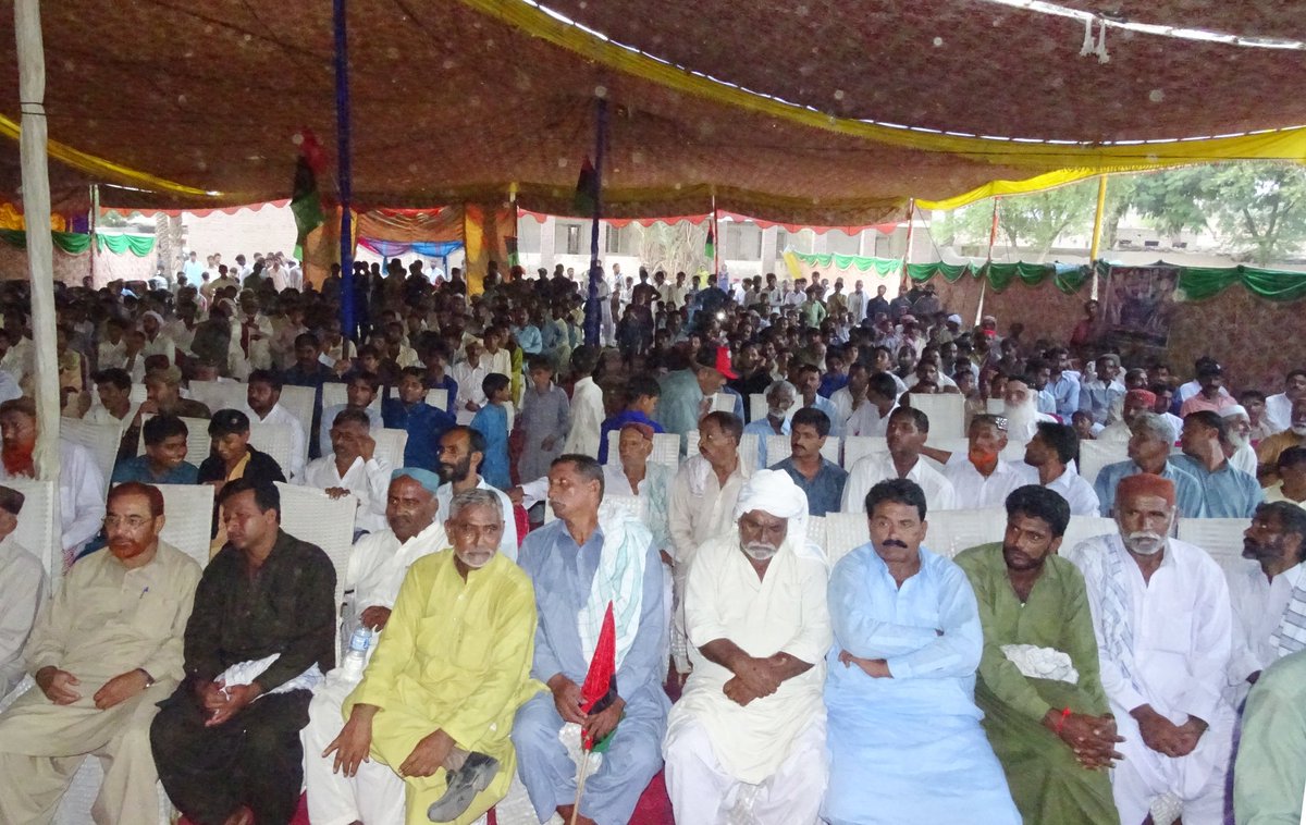 abbasialianjum's tweet photo. Yesterday PPP MNA Ali Wassan addressing Jalsa e am @' UC Bugro Village Mohbat Khan Katohar, Orginized by ARasheedKatohar. https://t.co/ct1bA6j6uK