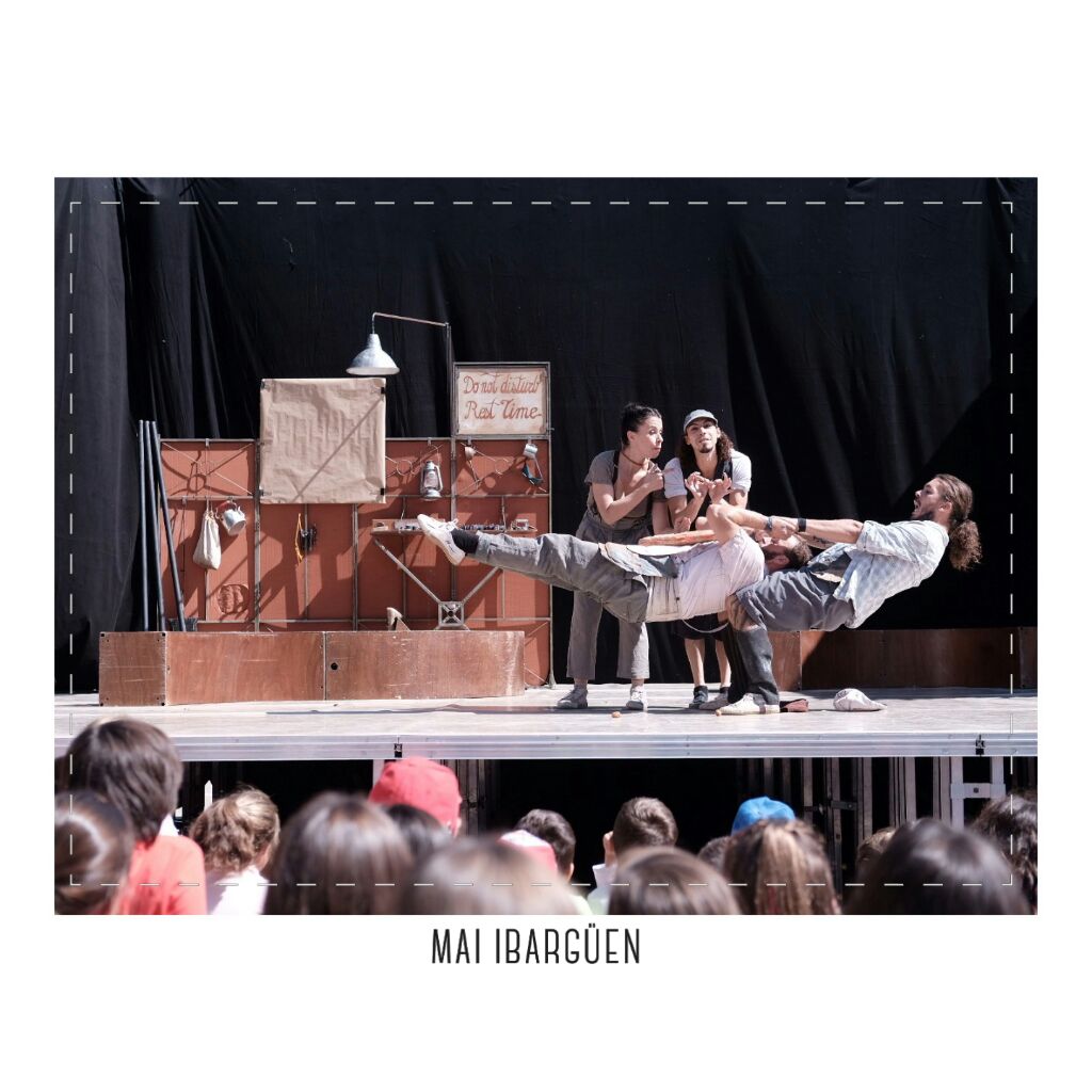 Como hemos disfrutado con <a href="/VaivenCirco/">Vaivén Circo</a>, con su espectáculo "Do not disturb" en el X #Gaire