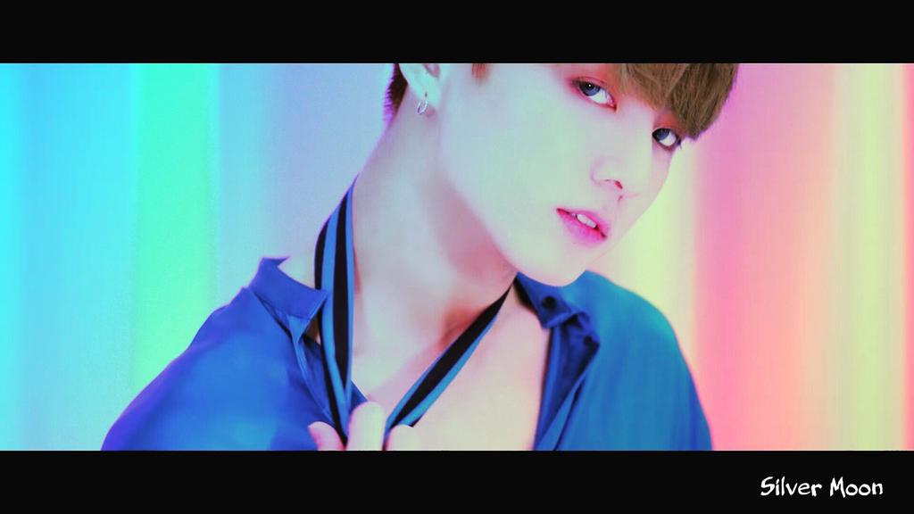 BTS_Silvermoon's tweet photo. Swagger💣
#BTSALBUM2DAYS #DNAteaser #DNAteaser2 #DNAMVTEASER #LOVE_YOURSELF https://t.co/sLUuEsBiun