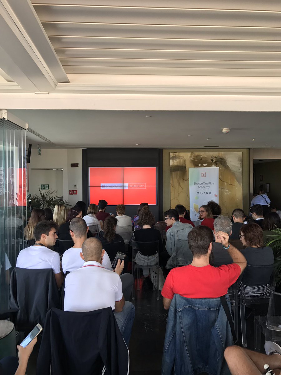 Formazione in corso. Partner Igerslombardia e <a href="/igersmilano/">Instagramers Milano</a>. Con <a href="/androidworldit/">SmartWorld.it</a> e <a href="/OnePlus_ITA/">OnePlus Italia</a> #soopacademy