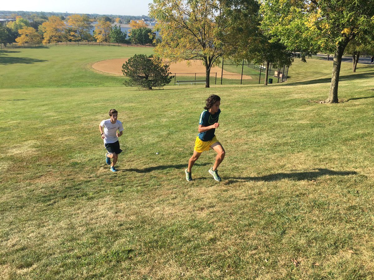 chrismarks2009's tweet photo. What do you do on Saturday morning? @BG_Bison #oneBG #HerdWork https://t.co/wClHjfdCl8