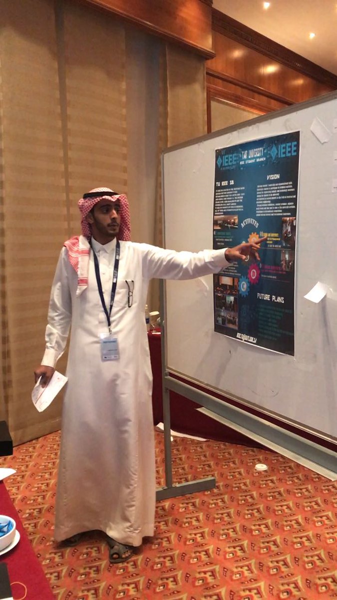 أثناء تحدث مسؤول التدريب و التطوير بالفرع أمام الحكام، م. محمد الجعيد