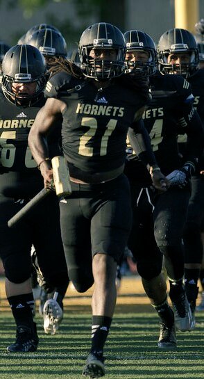 Kj5atchell21's tweet photo. @ESUSports @ESUFOOTBALL #BeatMOSO https://t.co/ipnYKgvJZk