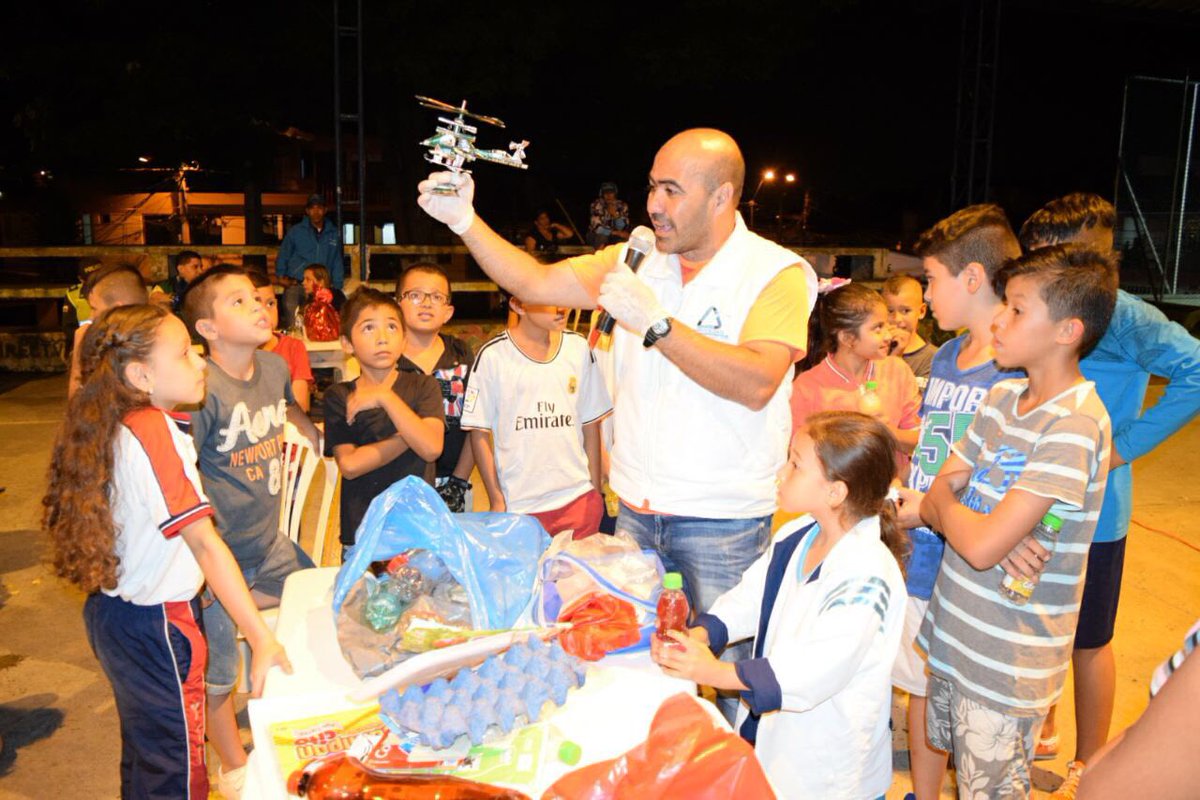 Los niños aprenden como hacer uso de los residuos y desde Serviciudad queremos que ellos sean conscientes del cuidado del medio ambiente