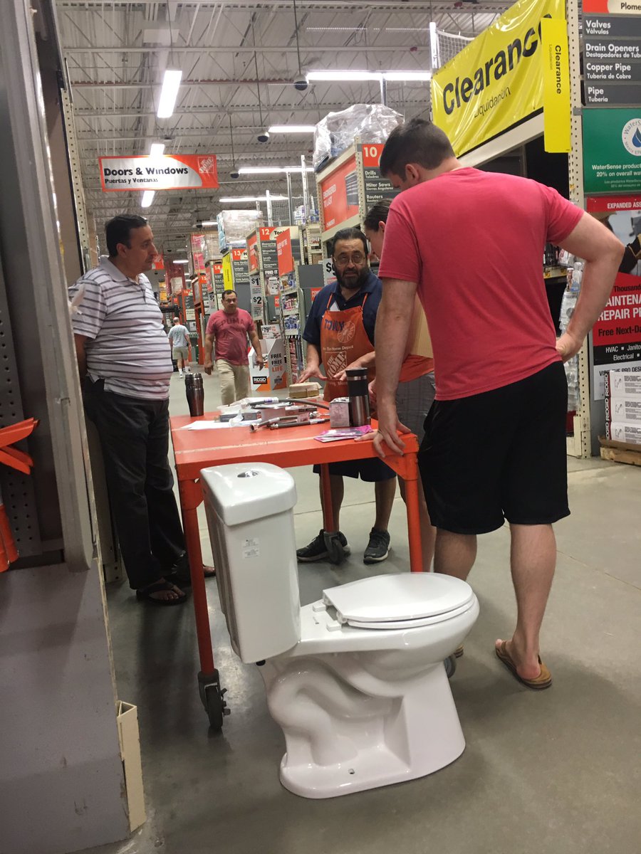realbeenright's tweet photo. Tony in D.26 is giving a clinic on the proper way to install/replace a toilet. https://t.co/zjCYqfAL5v