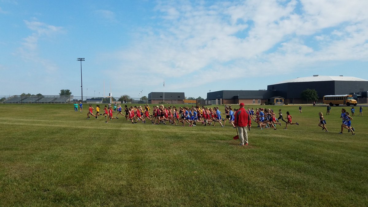 MorganELMyers's tweet photo. MS Girls CC did great today! #GoTigers https://t.co/hnwBrqyxBI