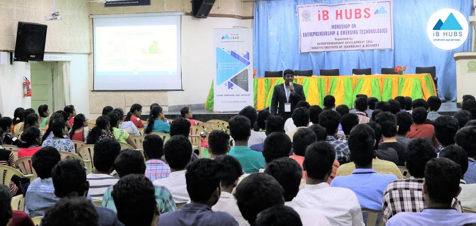 spc7878's tweet photo. #PowerToIndia #IgnitingThrFuture #workshops #warangal #iBHubs #CreatingRoleModels #GreaterInitiative #YoungEnergy #Kakatiya #Orugallu https://t.co/1gNdFlckJL