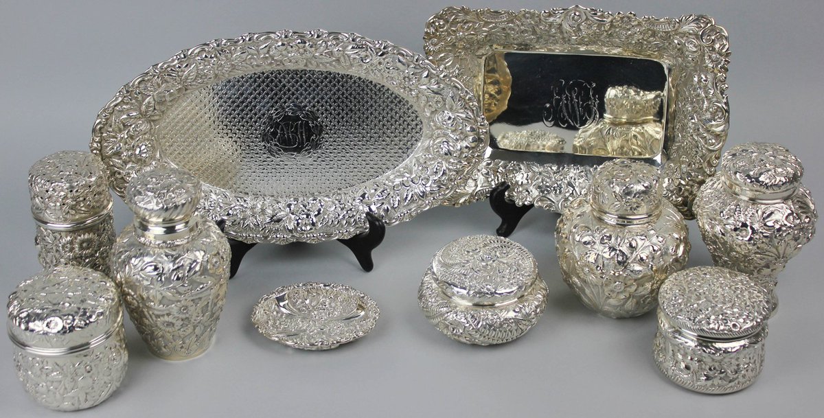 PotomackCompany's tweet photo. Open today and Sunday to preview our Sept #PotomackAuction.  Join us! - https://t.co/8u9X7j8x5M #art #auction #antiques #Chinese #silver https://t.co/VFAYrqtDYF