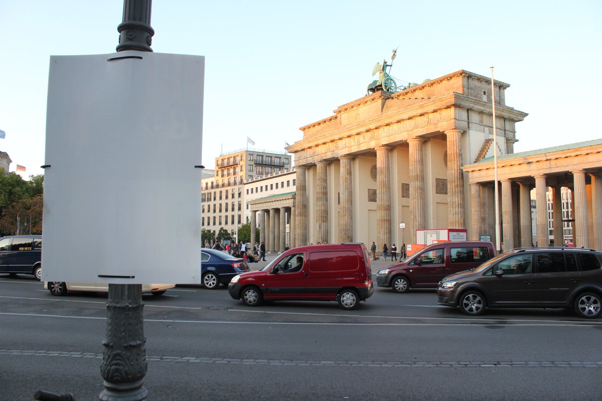einfachsoorg's tweet photo. @visitberlin Berlin Sightseeing today
#einfachso #BTW17 #bittewenden17 #wahlplakatwende https://t.co/JuE1CkSJLJ