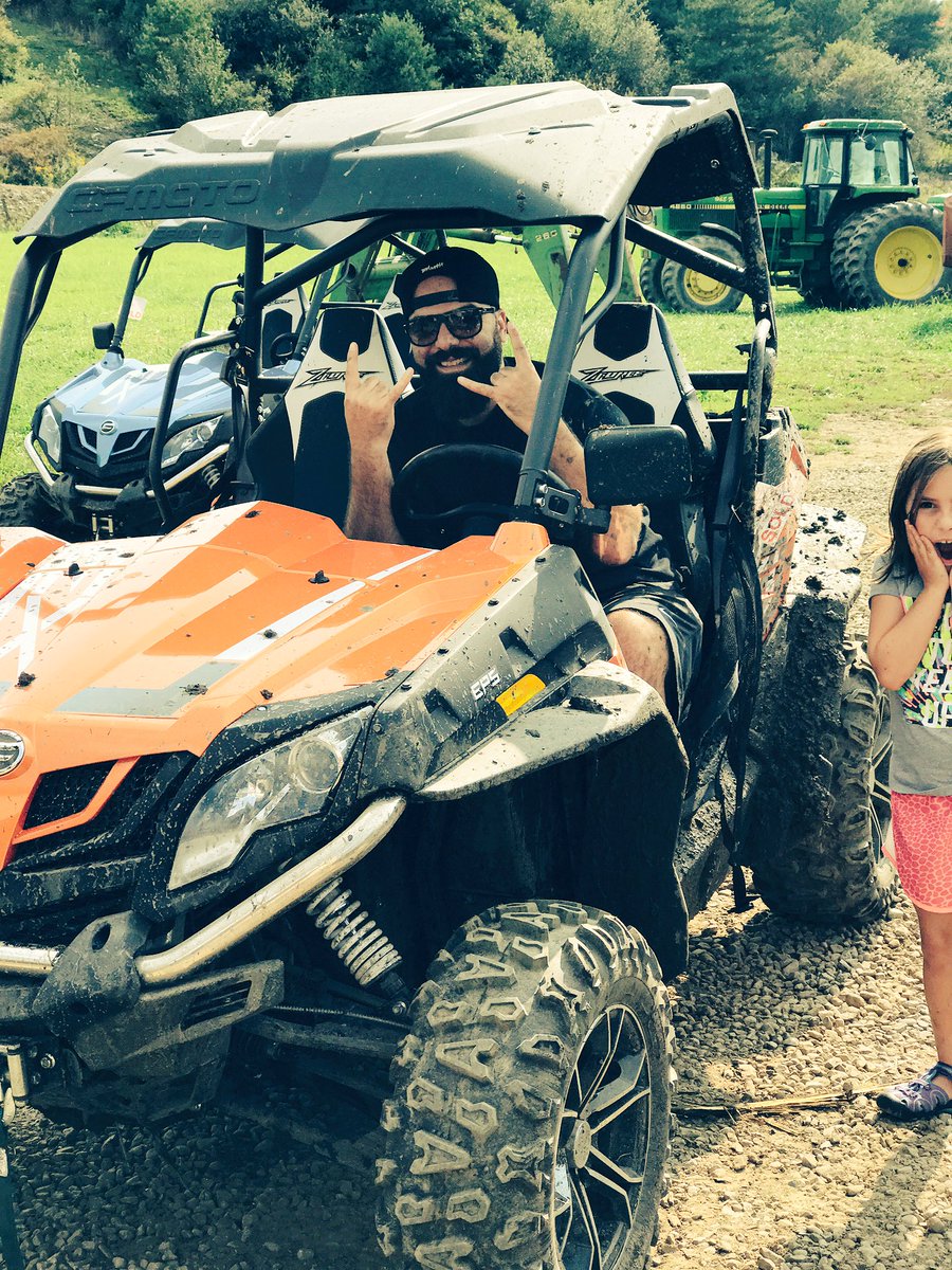 RT if U wanna go mudding with ya boy