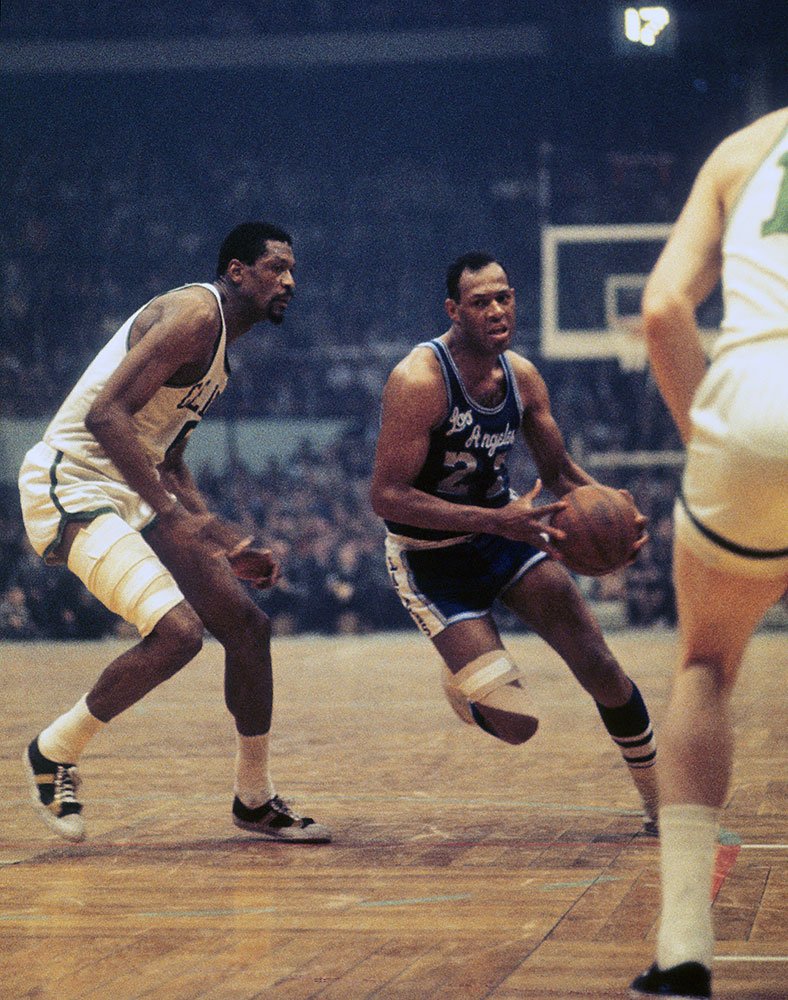 Happy 83rd bday to former Laker Hall of Famer, Elgin Baylor  