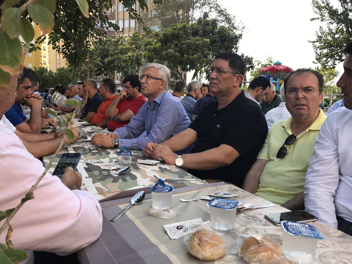 İl Başkanımız <a href="/rizasumer/">Av.Rıza SÜMER</a> 'in hac dönüşü okuttuğu mevlide katıldık.Allah kabul etsin.