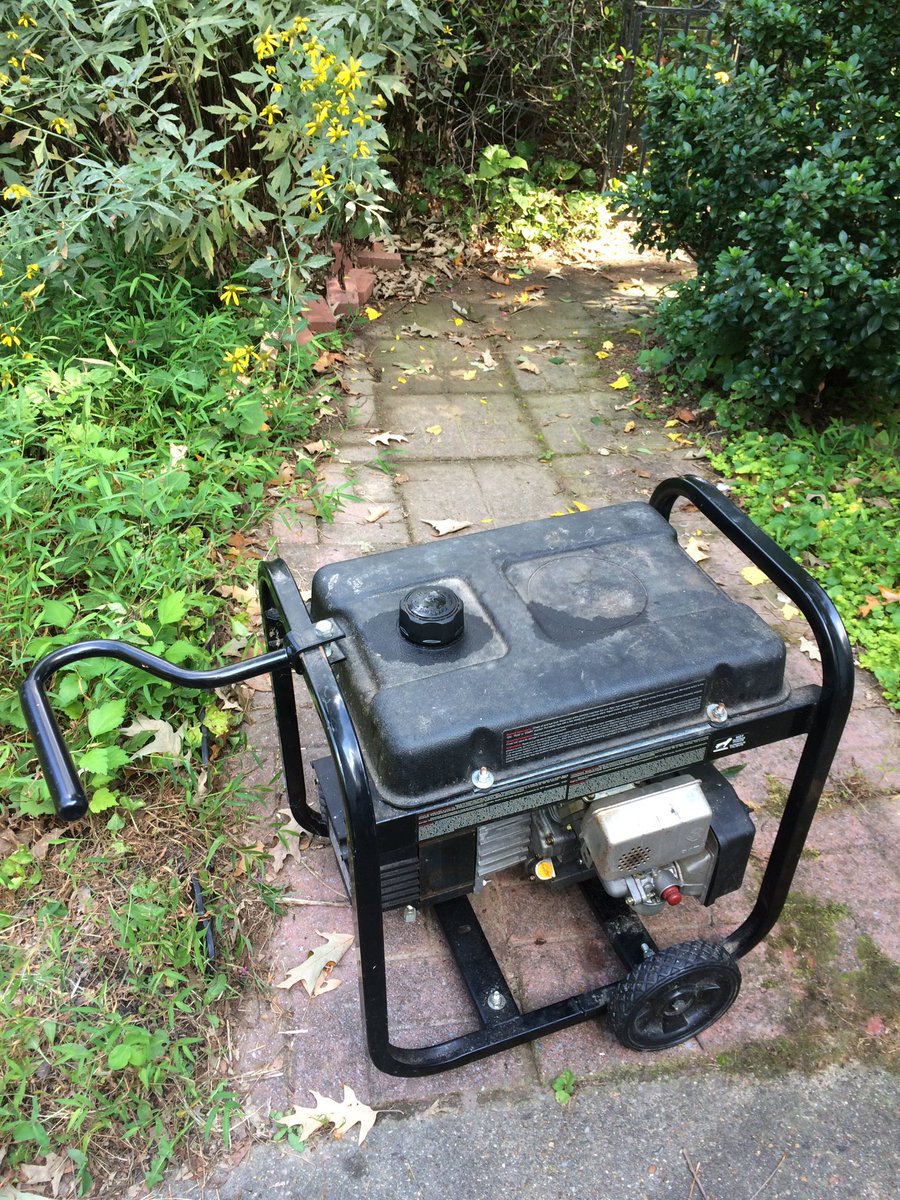 navsta_nrfk_em's tweet photo. Always good to test run your generator regularly :-). Never good to leave old gas in the tank :-(. #HowIPrepare https://t.co/KiUHIU3h4E