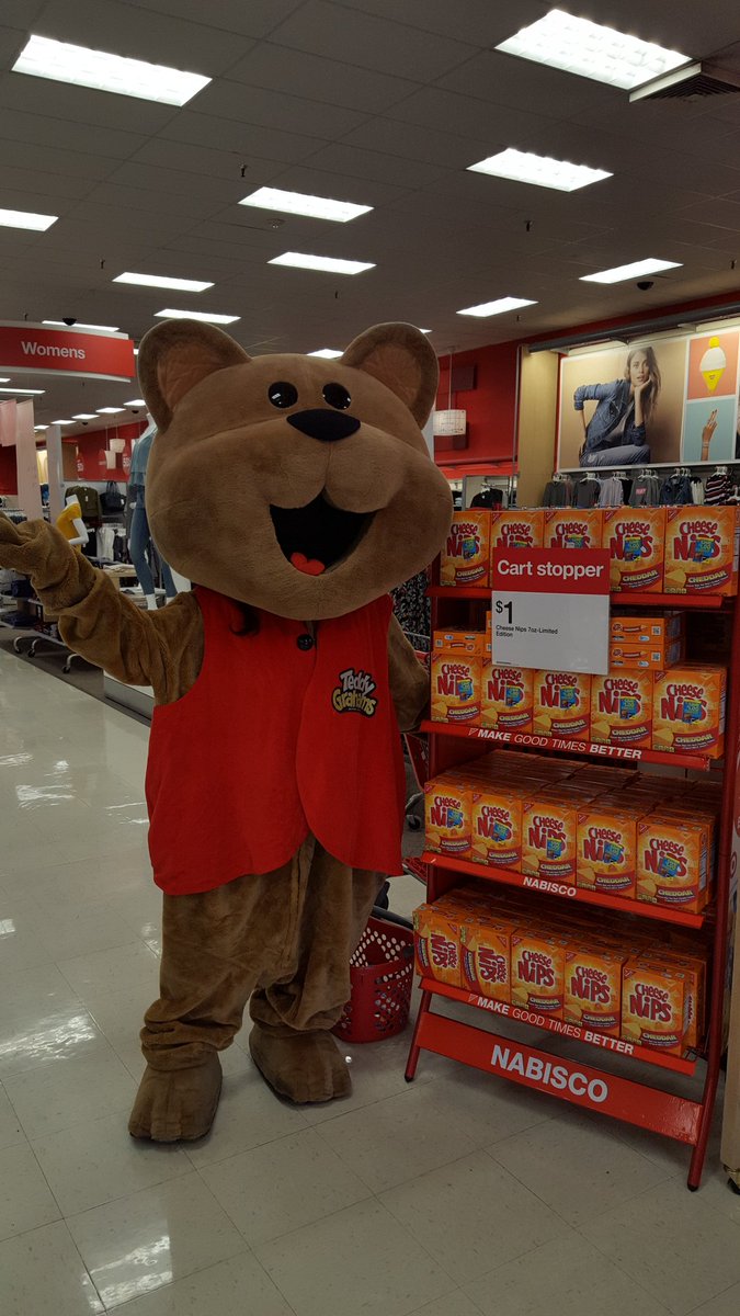Sampling and a photo op with Nabisco! #samplingisfun #teddygrahambear <a href="/Katie_Stock/">Katlyn Stock</a>