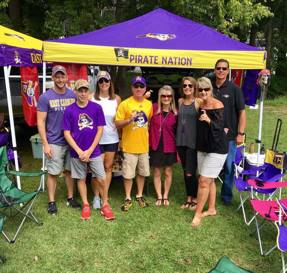 CooperChrist's tweet image. True Fans!  Always Undaunted!!
#ECUGameday