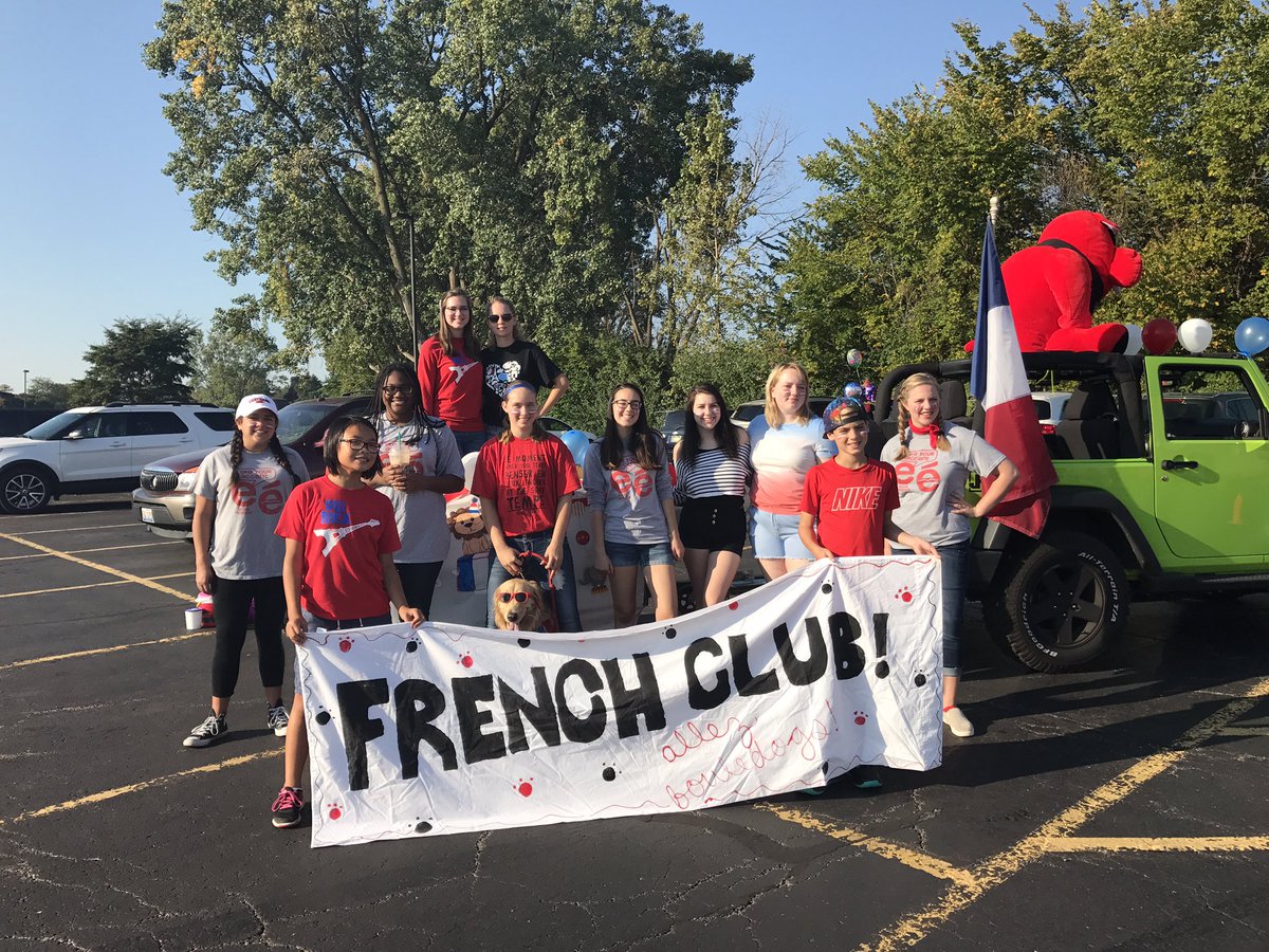 amanda_lebrun's tweet photo. Ouais pour le cercle français!!! @gchsfrenchclub @GrantBulldogs #grantmindest https://t.co/A0PCAowIV2
