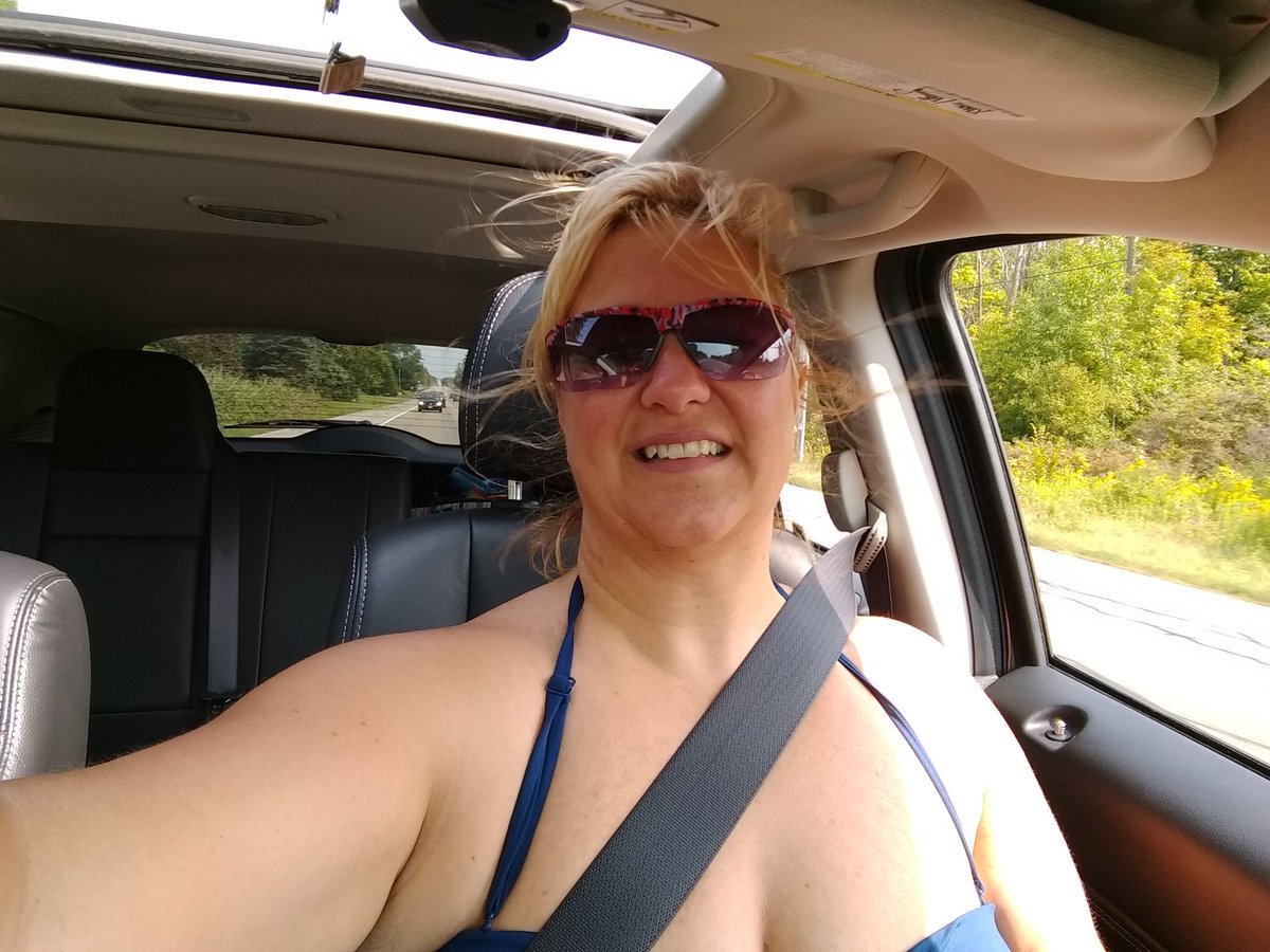 AmyMcIntosh716's tweet photo. 78ยฐ today in Buffalo, NY... windows down, sunroof open, tunes cranked, bikini top!!! #Buffalove #Buffalorocks #messyhairdontcare https://t.co/IHGG4Sw4y0