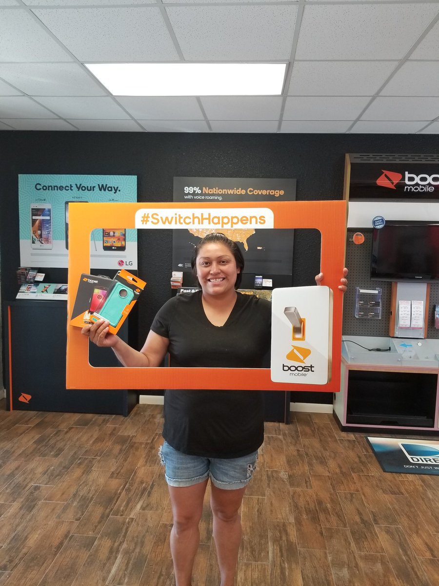 BoostQuality's tweet photo. Thank you Crystal #SwitchHappens #easytoswitch #easytosave #flipoffmetro @KellyEveleigh @MichelleFikesOK @boostmbilerandy  @Okie_boom https://t.co/IK4I6nRhY1
