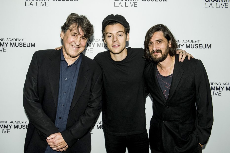 GRAMMYMuseum's tweet photo. Thanks to @Harry_Styles for joining us last night for an intimate conversation and performance at the Museum. https://t.co/x7Agdrv4o0