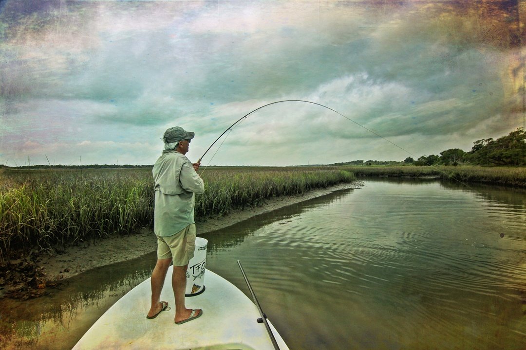 MauserFlyFish's tweet image. I love low tide.  The one's that scrape your boat hull on oysters and leave a plume of mud behind you.  #flyfishing #redfish