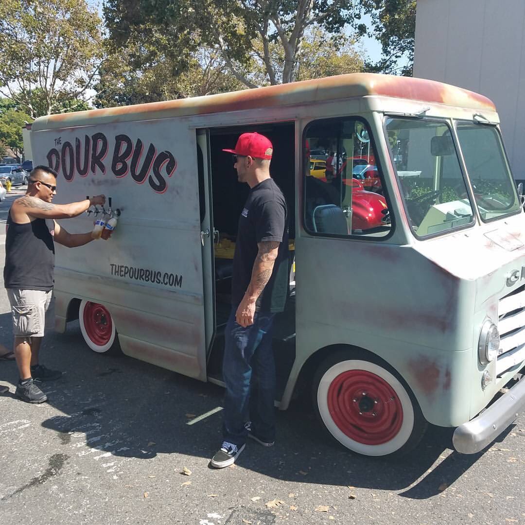 The #pourbus keeping us #cool