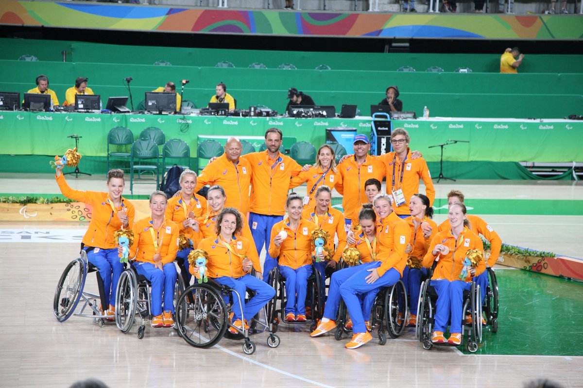 _IWBF's tweet photo. #OnThisDay The women's comp came to a crescendo as USA took home🥇@TeamGermany_DRS🥈& @Rolstoelbsktbal won #Rio2016 #Paralympics #ReliveRio https://t.co/Xu7XKxaeYH