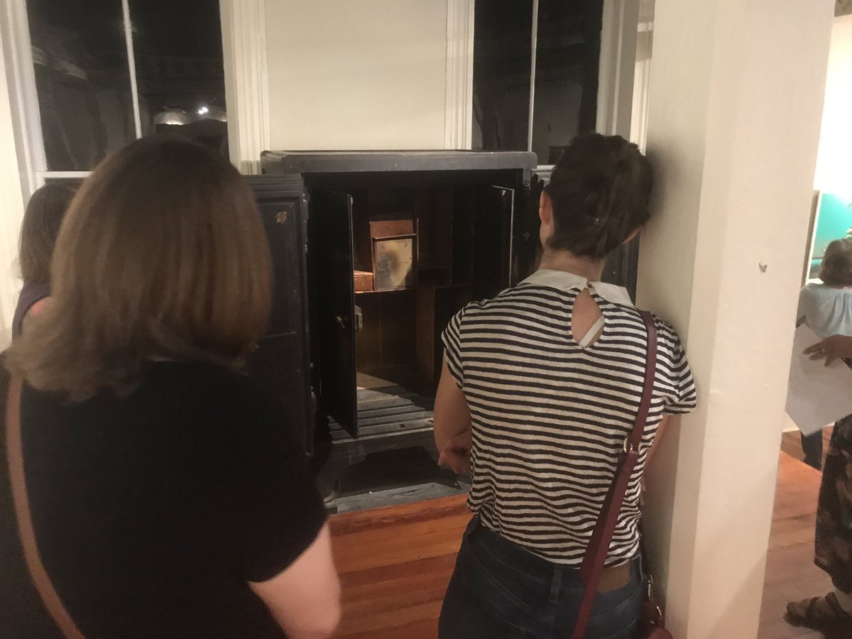 morg_szymanski's tweet photo. Thank you @gadsdenarts, Anissa Ford, and #TallyEMP for a rly cool tour this morning! #highwaymenpaintings #behindthescenes #museumsRcool https://t.co/j2VqyKp7wC