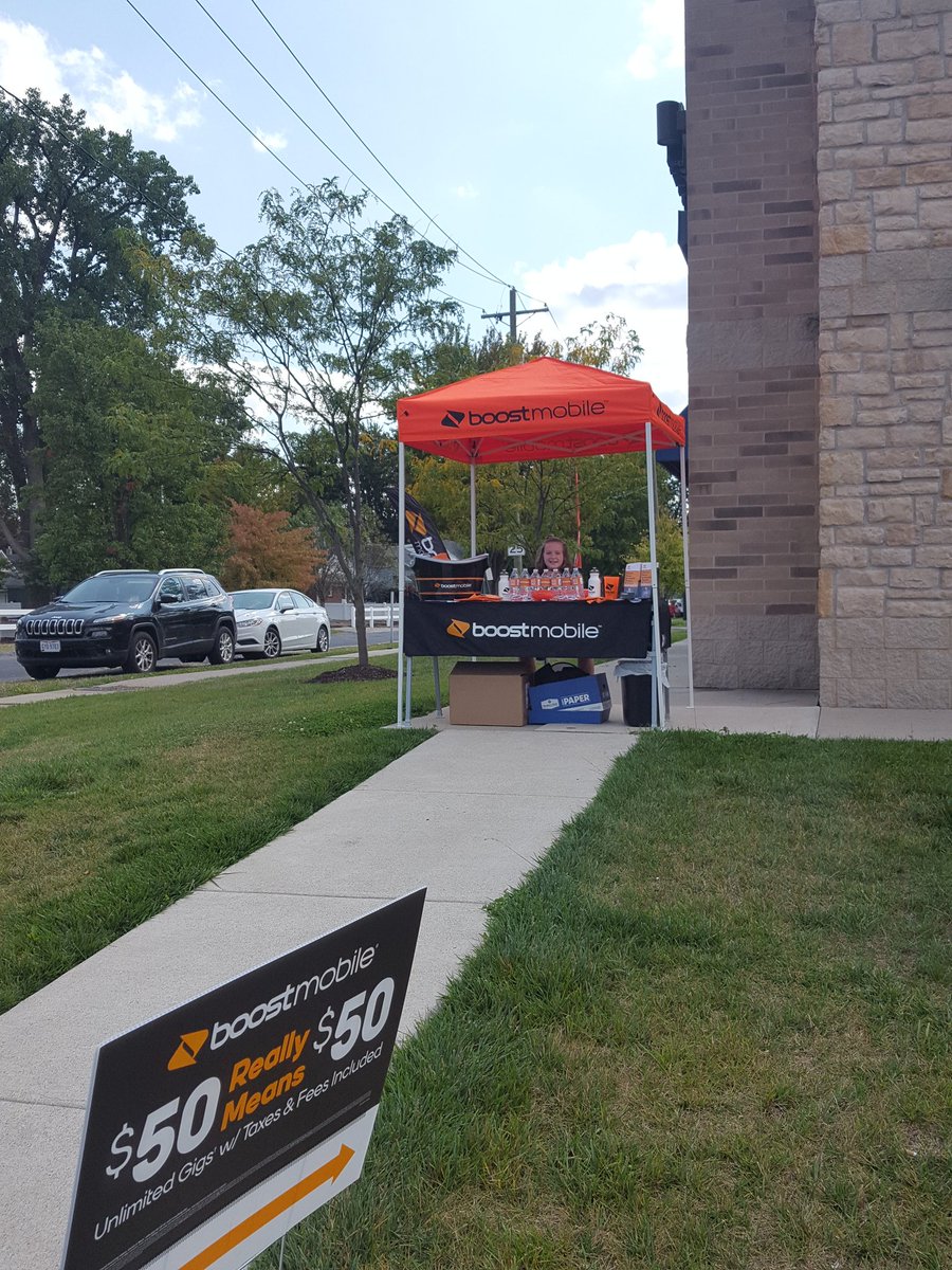 Boost_Dorr's tweet image. Boost Mobile tent event 2-5 2903 Dorr St. Stop out and see us for our amazing specials#flipoffmetro#maketheswitch  #boostelevate#vipwireless