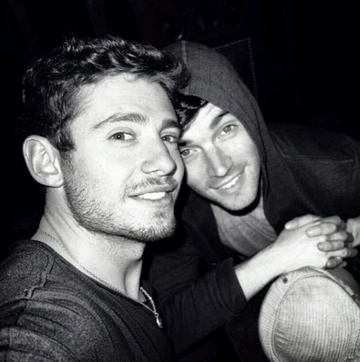 Happy birthday Ian Harding! Hope you have an amazing day 