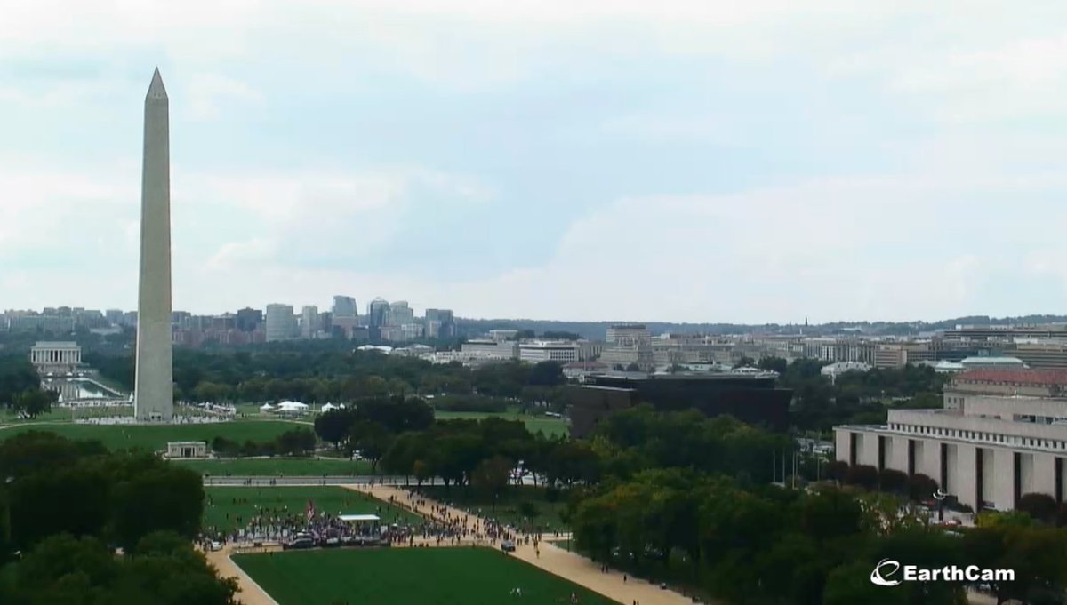 RVAwonk's tweet image. Live shots from the pro-Trump "Mother of All Rallies" going on in DC right now.

...Turns out bots can't rally. #MOAR