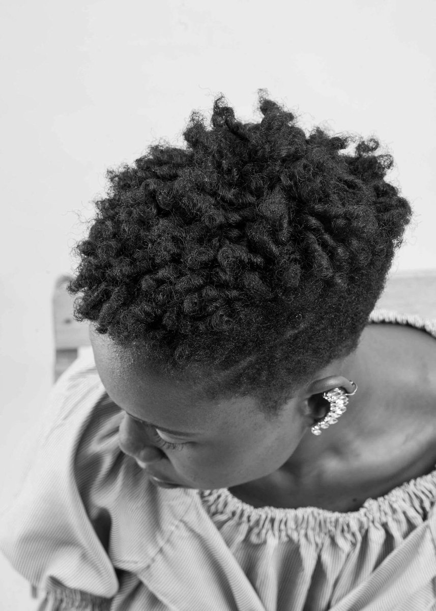 kofikween's tweet image. Full on transition to natural and I cut my hair. Check out my new cut with @lusterzim on the blog persuasioninczw.com/blog/2017/09/1…
#thecutlife