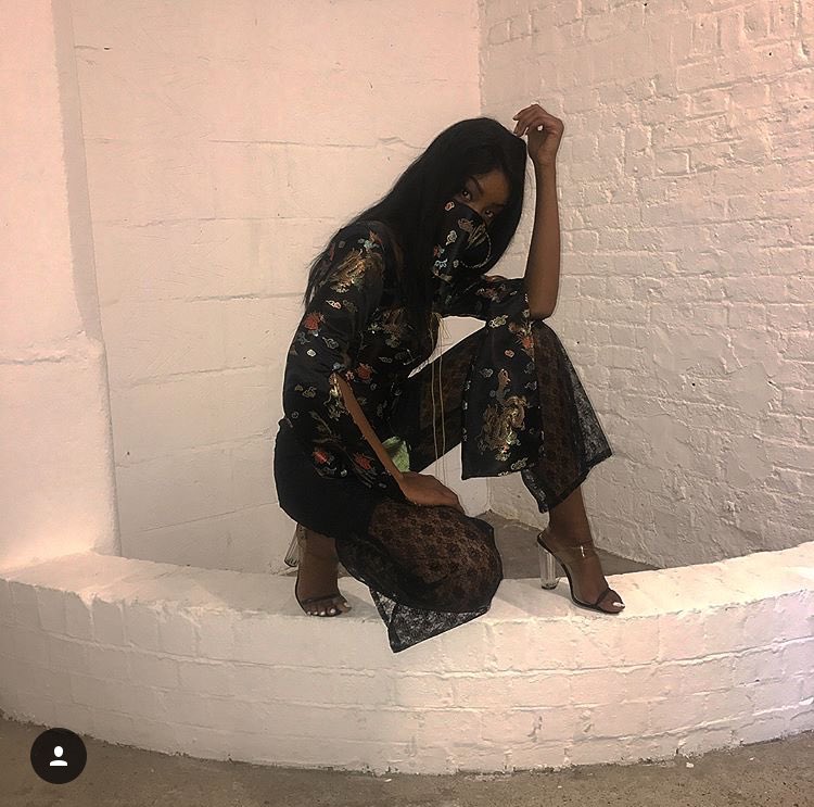 RaiNhyira's tweet photo. Princess of Persia vibes ⚔️
@LaMarcheLDN model 
#SWAFF
#londonfashionweek https://t.co/K5TMPFeknD
