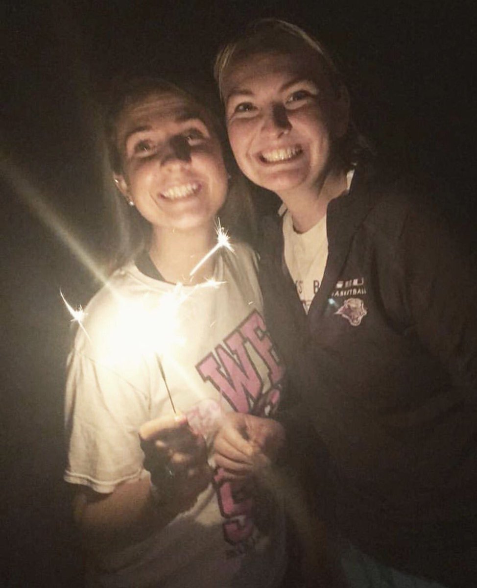 AlexaFeagan's tweet image. In ONE week I'll get to stand by her side as she becomes a Teckmeyer! 💍👰🏼