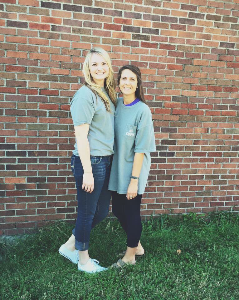 AlexaFeagan's tweet image. In ONE week I'll get to stand by her side as she becomes a Teckmeyer! 💍👰🏼