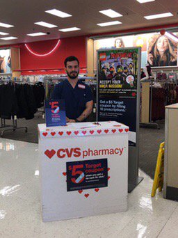 nunanjulie's tweet photo. Rocking flu shots and Activations at 16238!!! #Growth #D2rocks β€οΈ@SheaManigo @Dr_Nic_Rx @sheahuds @GeorgePharmD https://t.co/apYdyyj6Iz