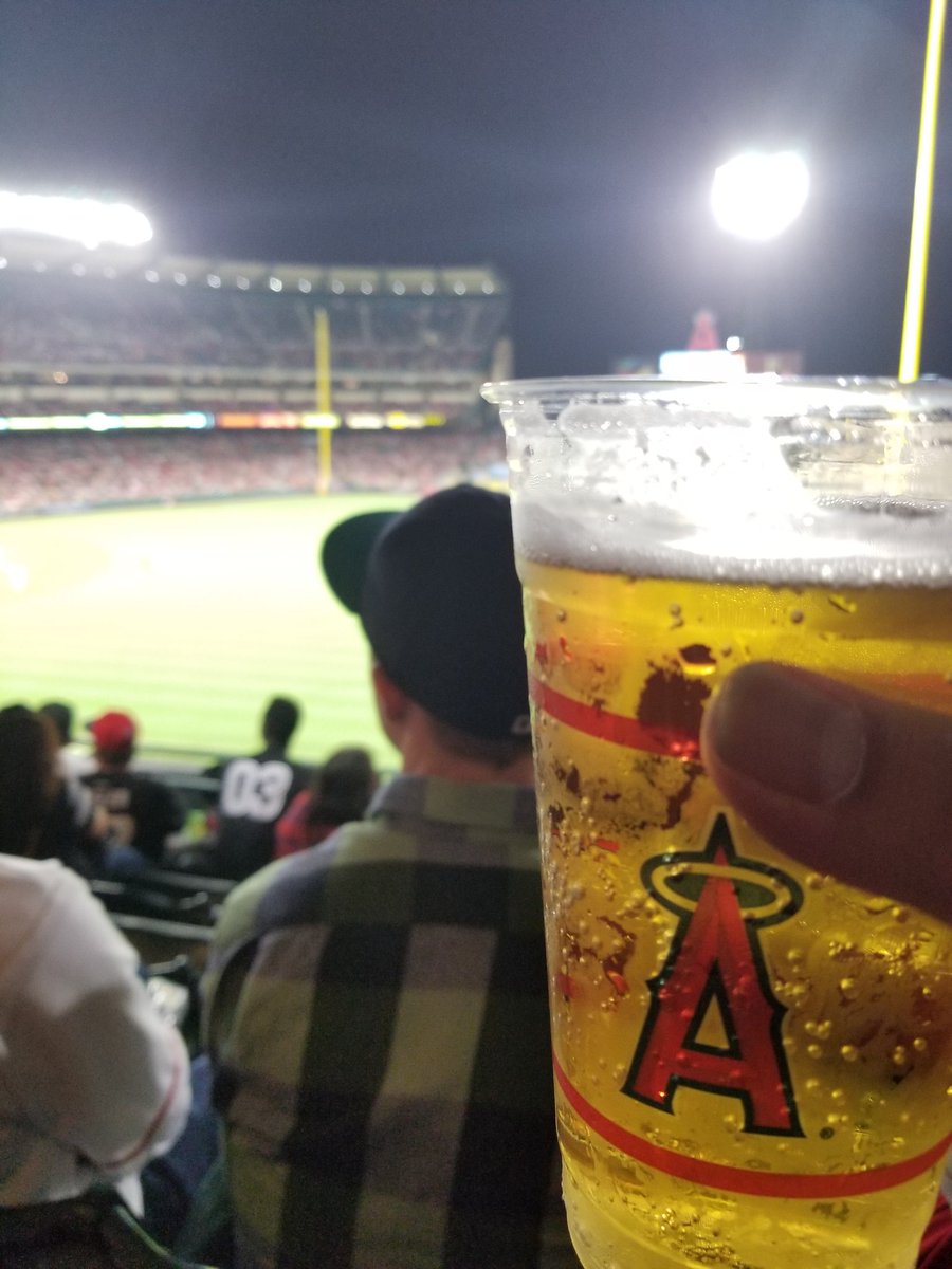 RandyLome's tweet photo. Cheers to the weekend. Angels game! https://t.co/iy92dT1rcj