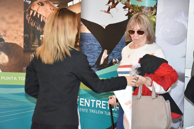 DJ3kGNMWsAAL6yu.jpg:small