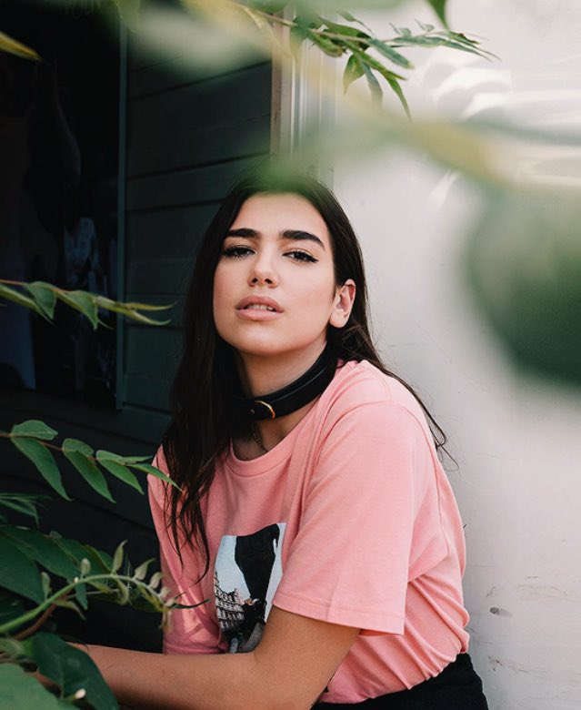 liparchive's tweet photo. she's such a beauty queen. 💖 https://t.co/XDhBa2zhOM