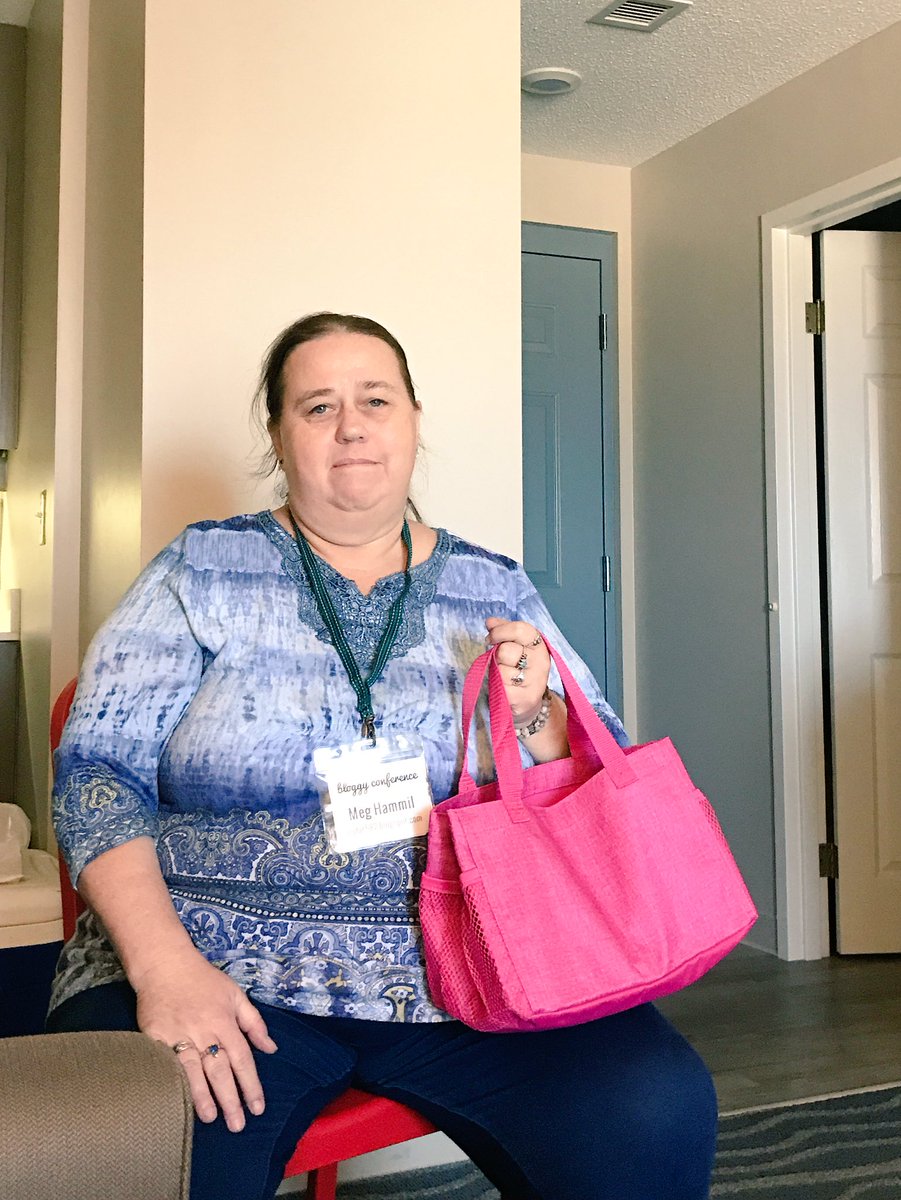 thehachmom's tweet image. Getting ready  to attend #bloggycon17 with my new bag from #31bloggycon. Perfect to carry my things!