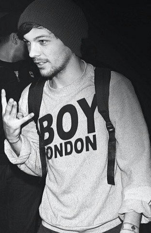 Louisheartsme's tweet photo. https://t.co/TPVFL5oFme