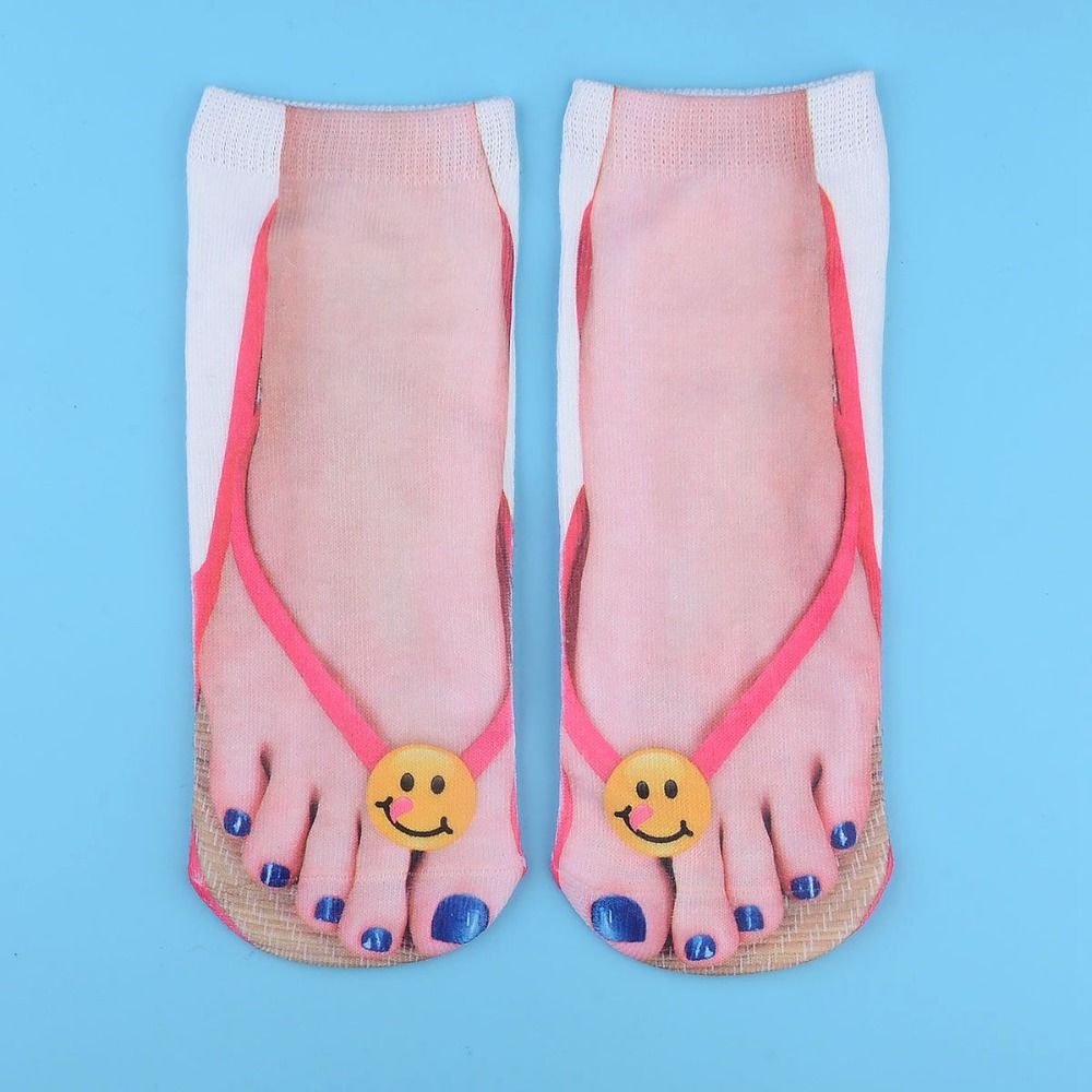 Weirdest Gadgets on Twitter: "Socks and sandals can be together https://t.co/WKbHxXOEwe #fashion #socks #cool #socksandsandals #cool #weird… "