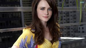 Happy Birthday to the one and only Alexis Bledel!!! 