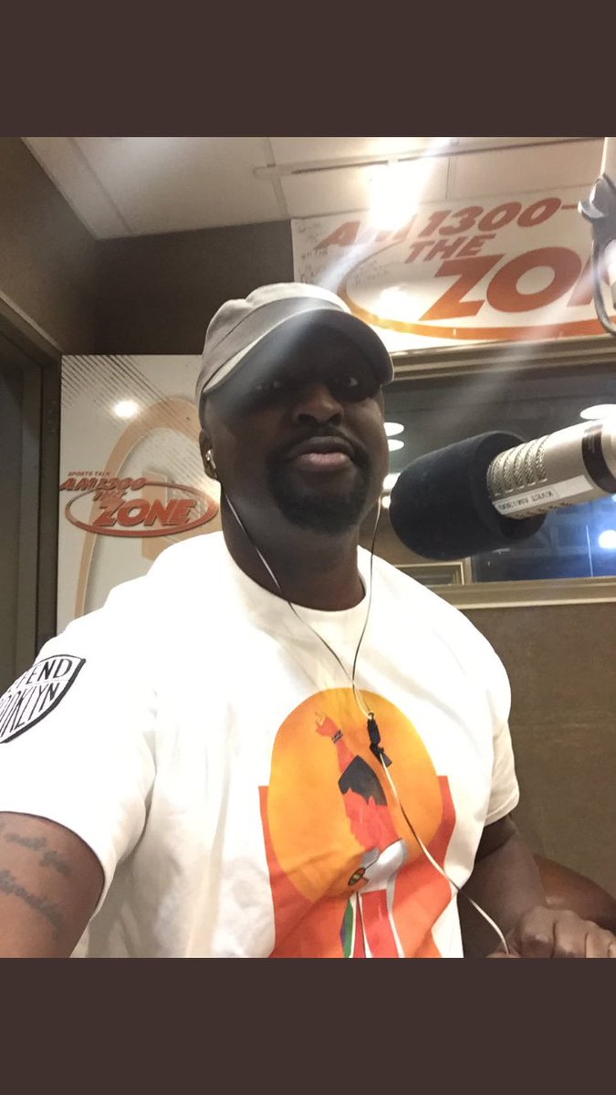 PhotoGirl479's tweet image. TFTD✨#SeanAdams